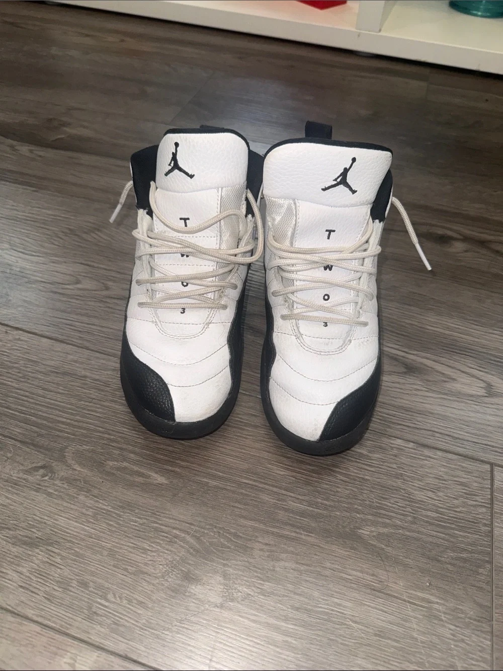 Jordan Toddler Sneakers in White and Black